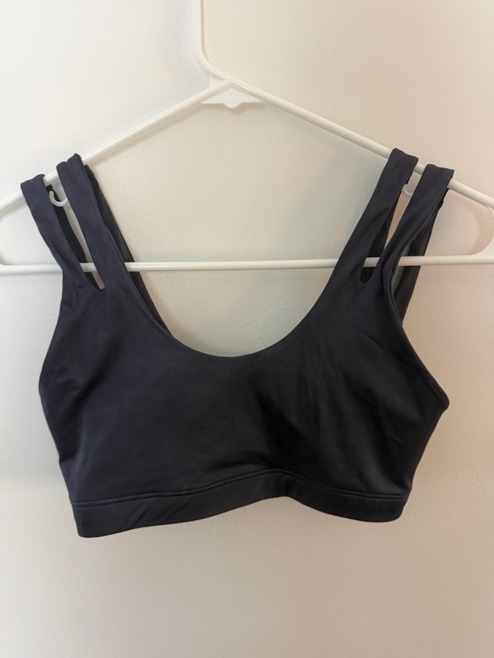 Nike scoop neck sports bra